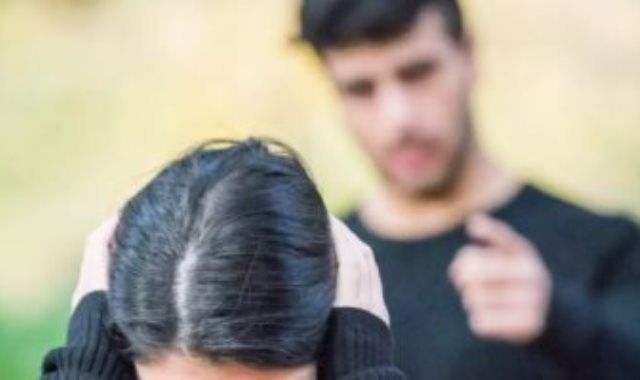 رجل عنيف رجل عنيف