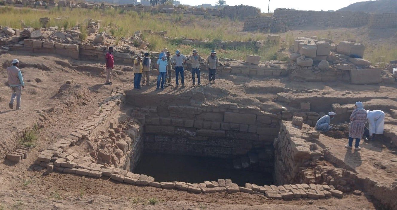 البعثة الصينية في معبد مونتو بالكرنك تعلن كشف بحيرة مقدسة بمساحة 50 متر