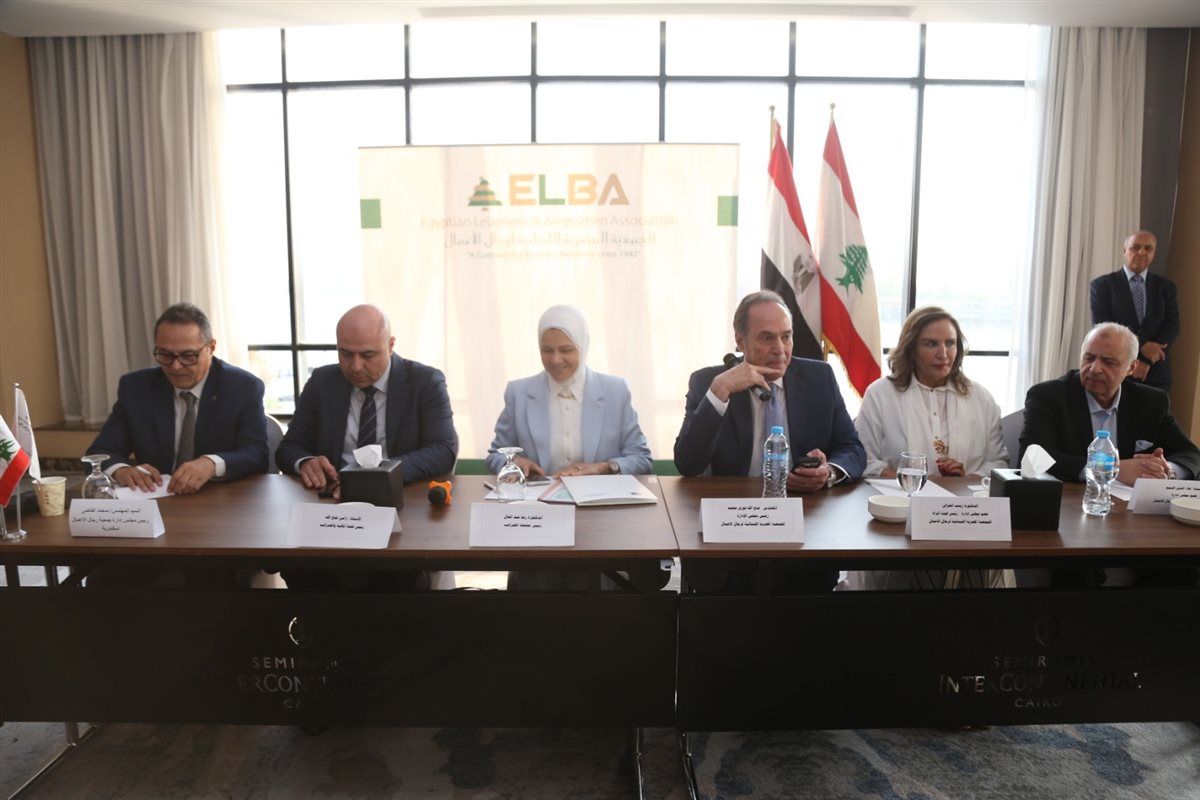  رئيسة مصلحة الضرائب تستعرض التسهيلات مع مجتمع الأعمال 