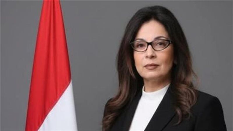 وزيرة الثقافة