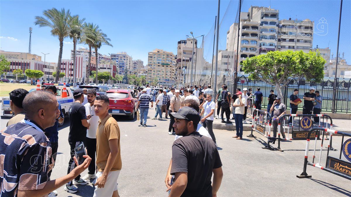 آراء طلاب الثانوية العامة ببورسعيد عن امتحان الفيزياء 