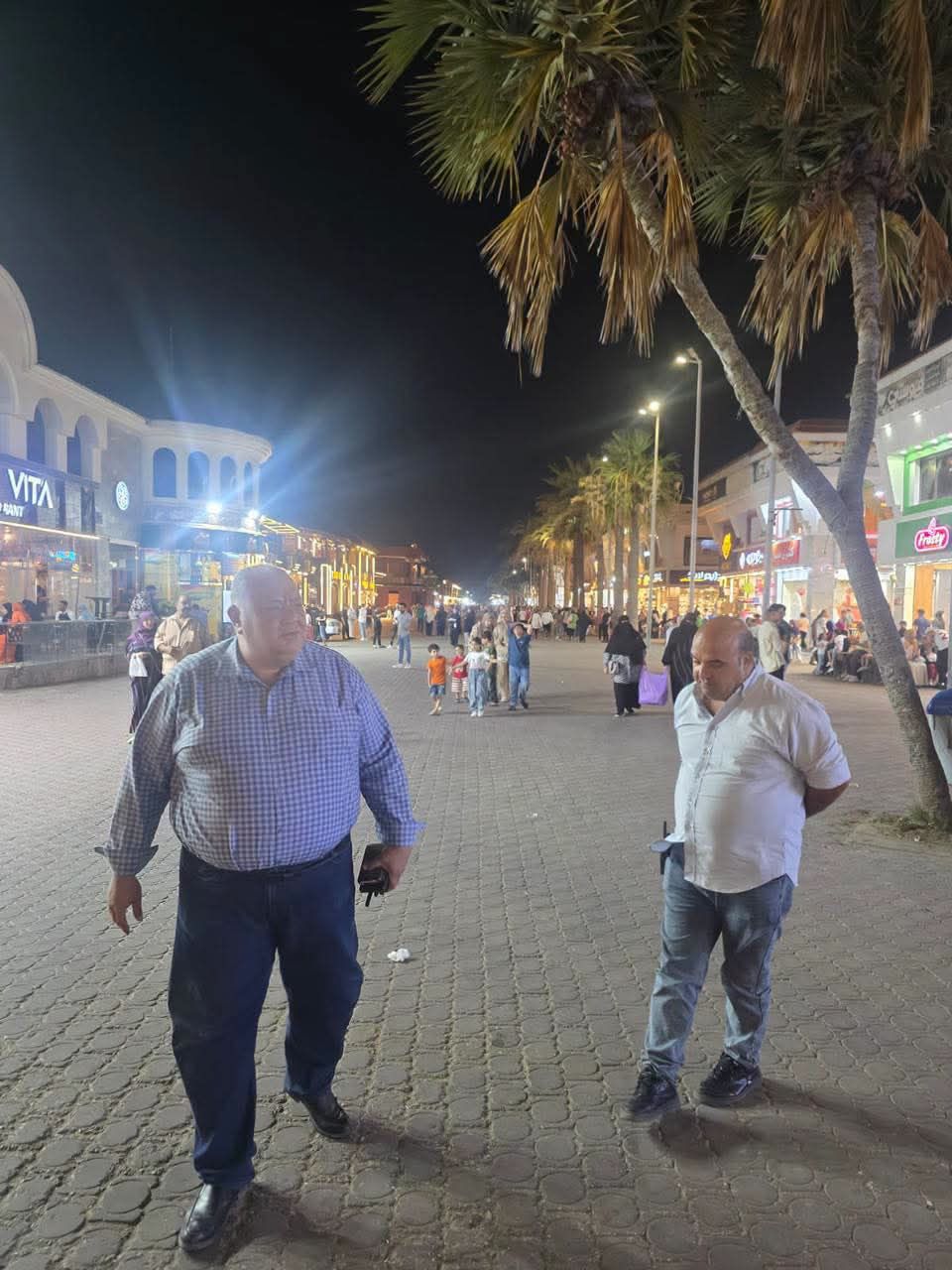 شارع النيل خالي من اي باعه جائلين 
