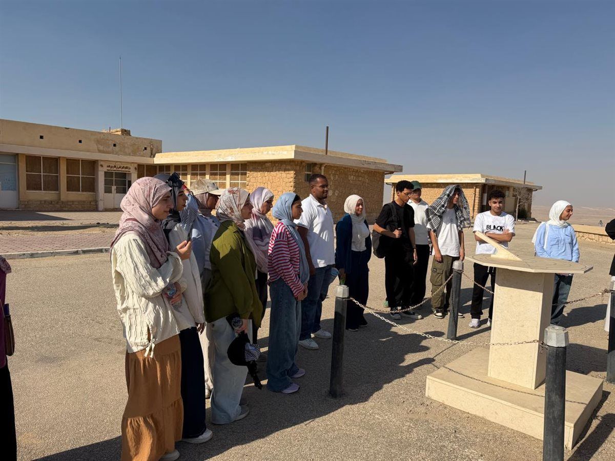 جامعة القاهرة الأهلية تنظم زيارة علمية لطلاب القطاع الصحي