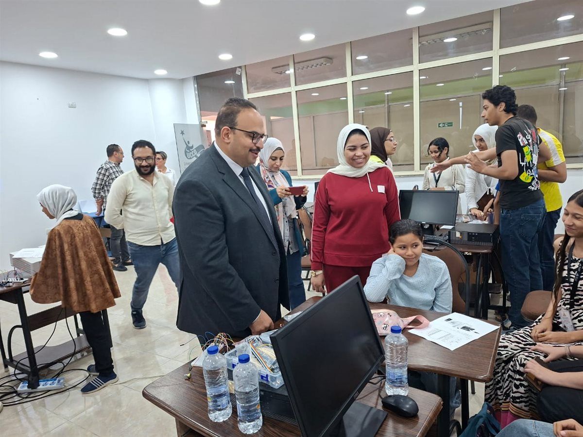 المدرسة الصيفية بهندسة شبرا، فيتو