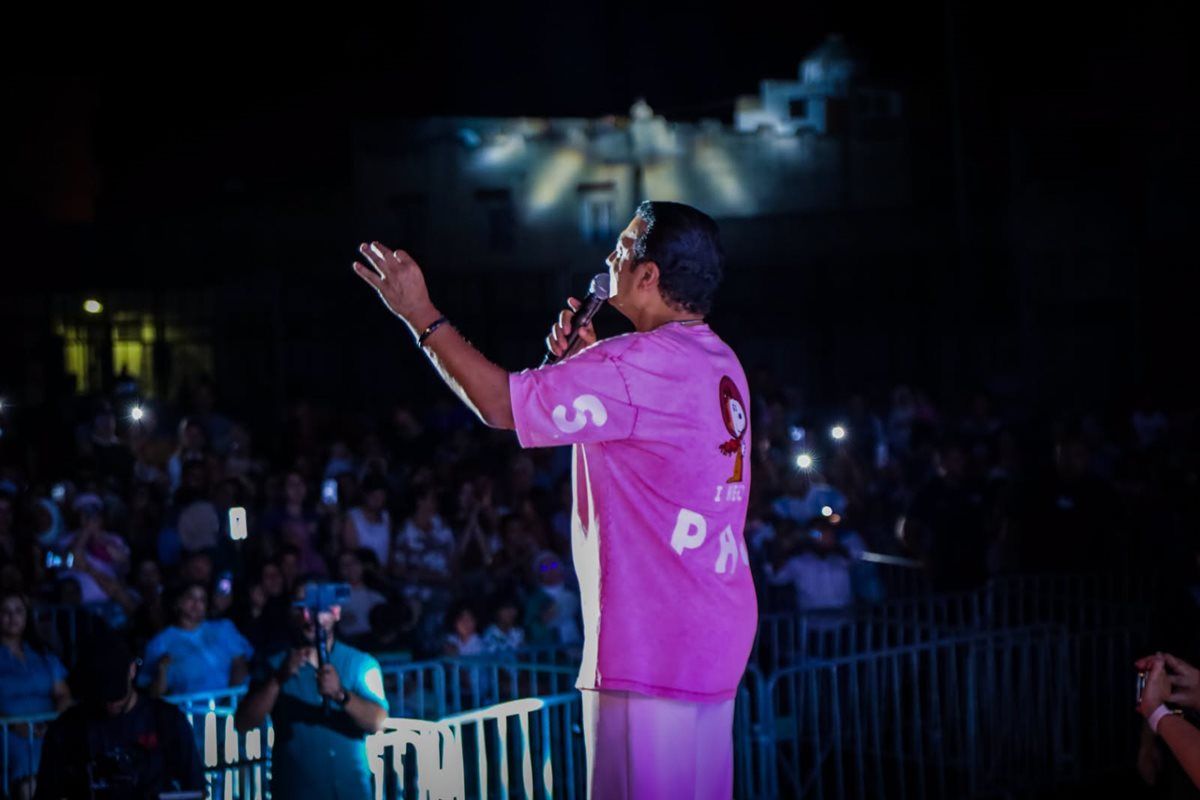  إيهاب توفيق يحيي حفل افتتاح مهرجان