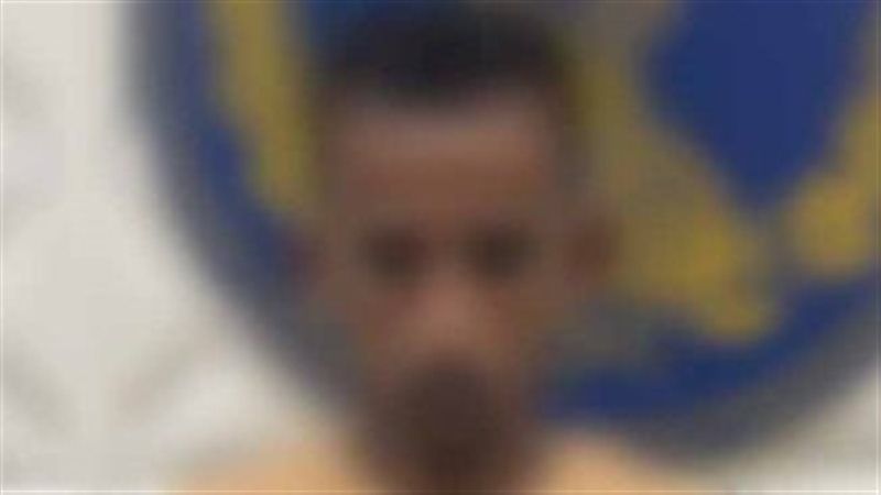 منادي سيارات يطلب