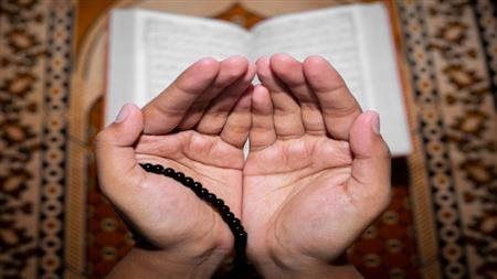 أدعية زوال الهم والحزن وفك الدين في الصباح