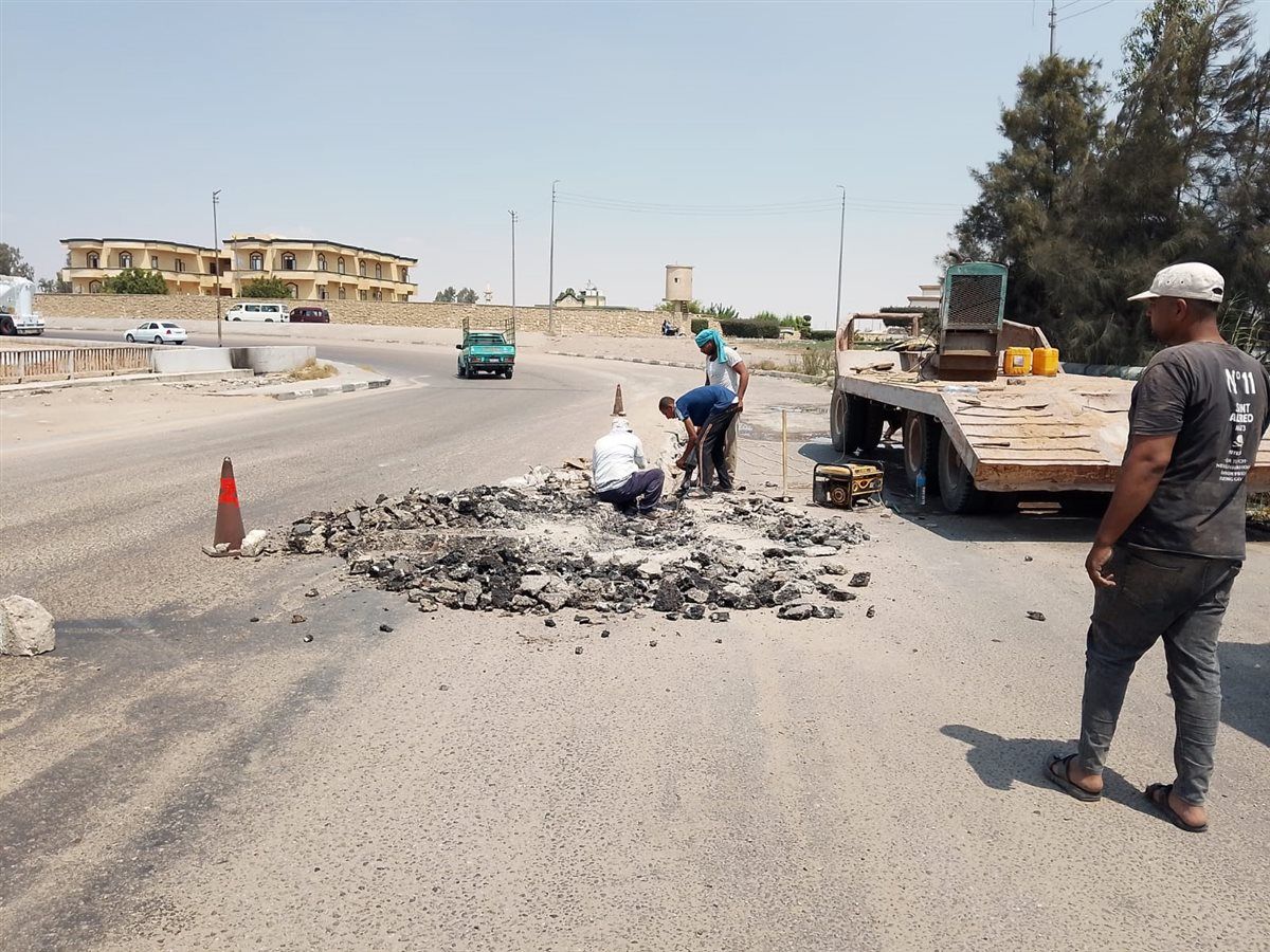 جانب من أعمال إصلاح الطريقين، فيتو