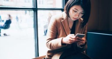 5 علامات تؤكد أن الموبايل يؤثر على تركيزك 