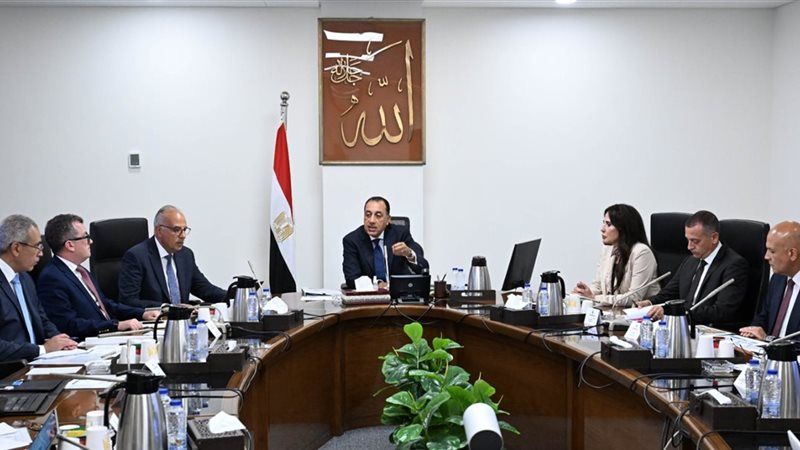 اجتماع برئاسة د,