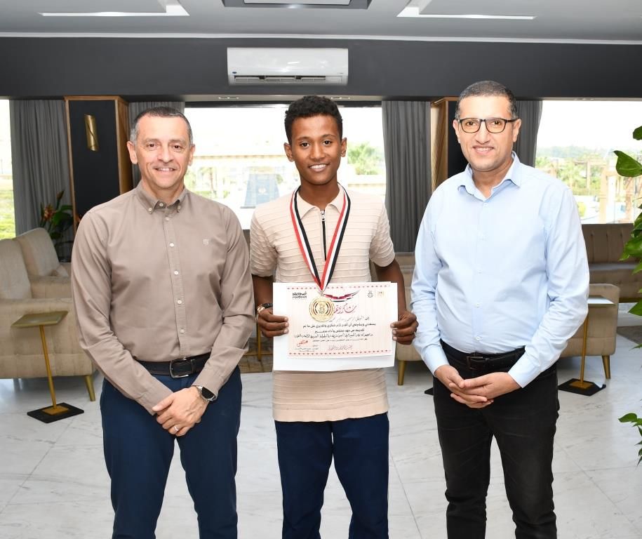 d8aedb0208.jpg