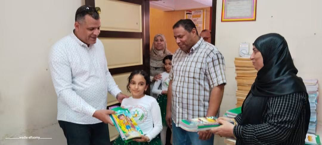 وكيل وزارة التربية والتعليم بدمياط يبدء مبادرة مدرستي عنواني