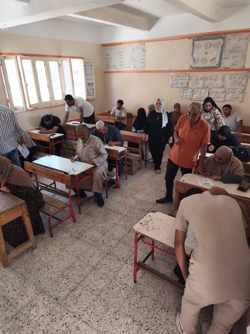 قافلة لمحو الأمية بالبحيرة، فيتو