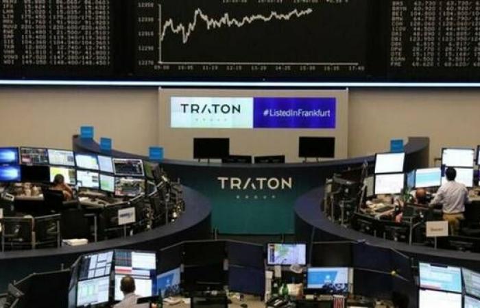 استقرار
      الأسواق
      الأوروبية
      ترقباً
      لاجتماع
      المركزي
      الأوروبي