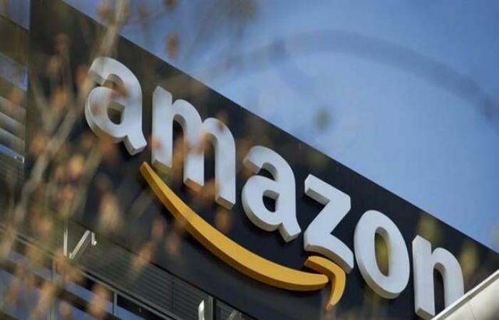 سهم
      "أمازون"
      يحقق
      أعلى
      مستوى
      في
      تاريخه
      والقيمة
      السوقية
      للشركة
      قرب
      تريليوني
      دولار