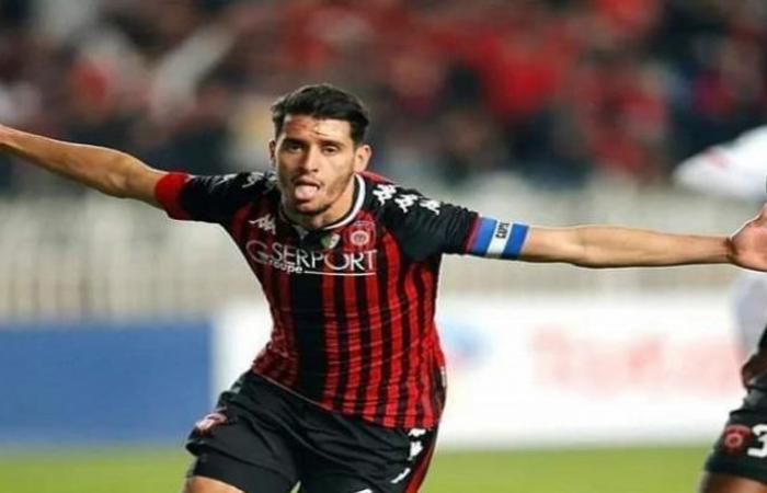 الجزائري
      زين
      الدين
      بلعيد
      يطير
      من
      الجزائر
      للأهلي
      بـ"37
      مليون
      جنيه"