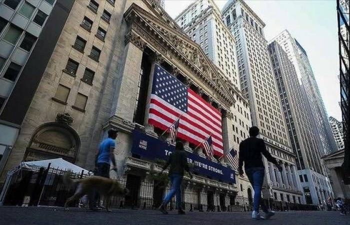 تراجع
      ثقة
      المستهلكين
      الأمريكيين
      في
      يونيو