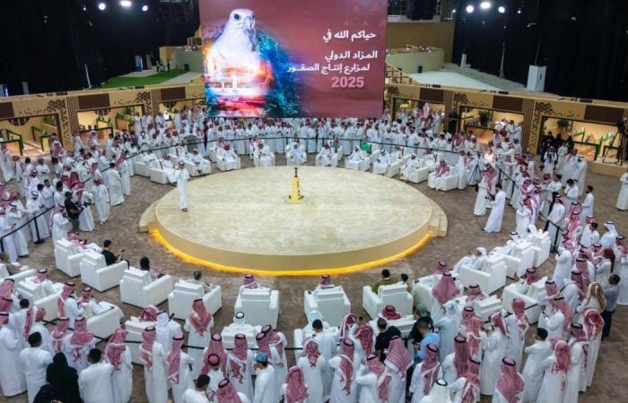 المزاد الدولي لمزارع إنتاج الصقور.. منصة عالمية للشراكات الإستراتيجية بين المنتجين والصقارين