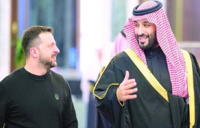 ولي
      العهد
      يبحث
      مع
      الرئيس
      الأوكراني
      تطورات
      الأزمة
      ويؤكد
      دعم
      جهود
      السلام