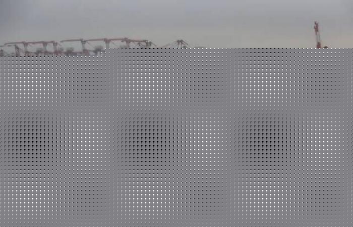 الهند
      تزيد
      مشترياتها
      من
      النفط
      الأمريكي
      وتقلص
      العجز
      التجاري