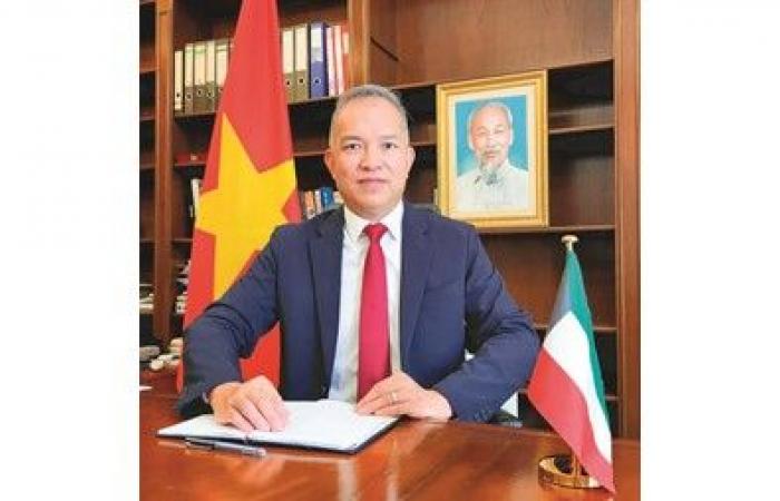 فيتنام
..
80
عاماً
من
مسيرة
الكفاح
من
أجل
الاستقلال
والحرية
والتنمية
المستدامة..
بقلم
:
سفير
فيتنام
نجوين
دوك
ثانغ