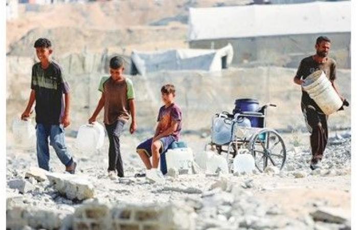 إسرائيل
تتوغل
في
عمق
مدينة
غزة..
والنزوح
مستمر