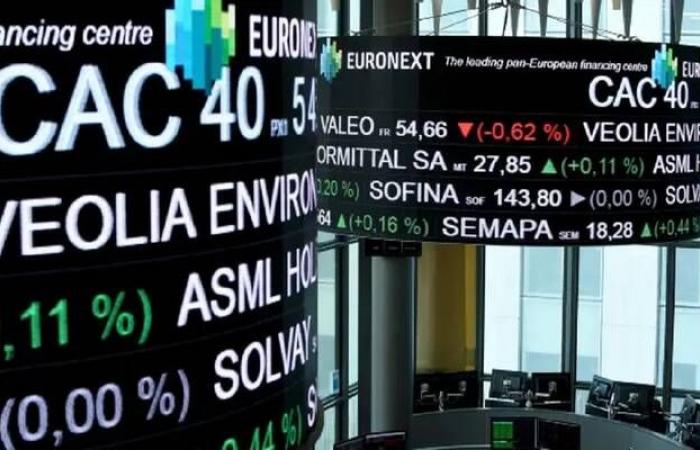 الأسهم
      الأوروبية
      تغلق
      مرتفعة
      بدعم
      من
      قطاع
      الدفاع
      والأدوية
      بعد
      بيانات
      التضخم