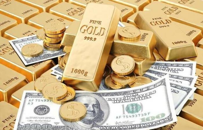 الذهب
      يغلق
      مخترقاً
      4000
      دولار
      للأوقية
      لأول
      مرة
      مع
      تزايد
      التوجه
      للملاذات
      الآمنة