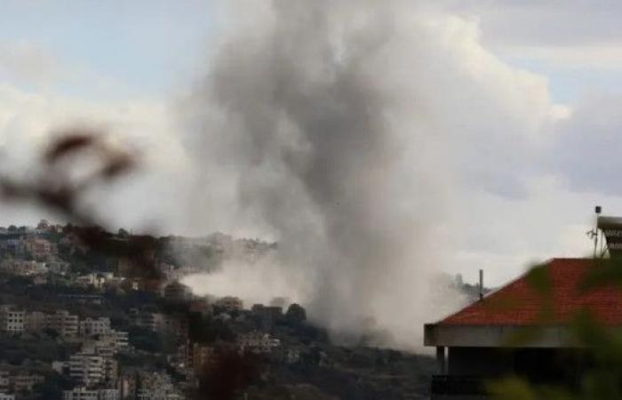 شهيدان باستهداف مسيّرة إسرائيلية مركبتين جنوبي لبنان