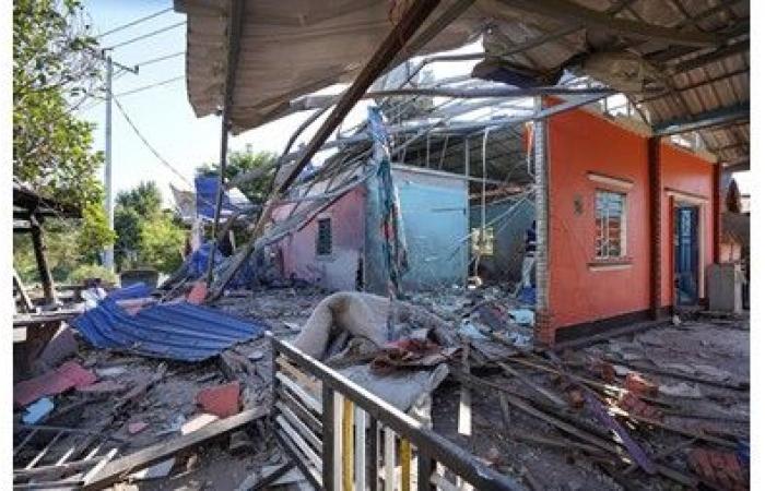 أوروبا
لدعم
مراقبة
وقف
النار
بين
تايلند
وكمبوديا..
وعشرات
القتلى
التايلنديين
في
اشتباكات
جديدة
بين
البلدين