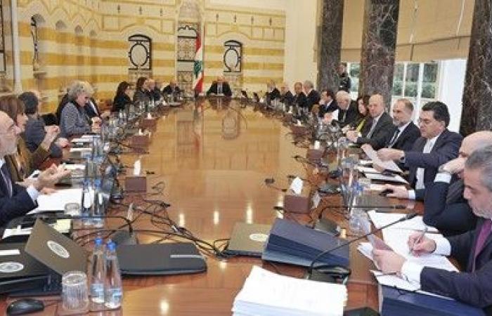 عون أمام الحكومة: موظفو القطاع العام يستحقون كل ما يطالبون به