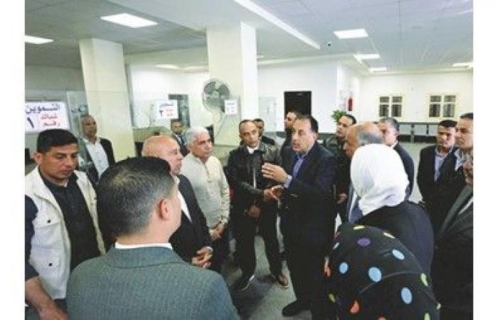 مدبولي يتفقّد سير العمل بالمركز التكنولوجي في قرية «تونا الجبل» بمحافظة المنيا