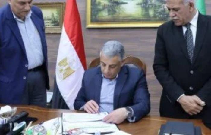 محافظ الإسماعيلية يعتمد نتيجة الشهادة الإعدادية بنسبة نجاح 80.25٪