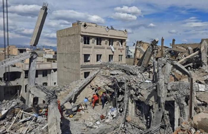 غارات أمريكية إسرائيلية على مجمّعات للصلب في إيران