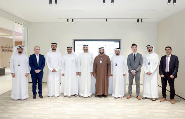 بلدية دبي تطلق مبادرة لتركيب شواحن مركبات كهربائية في 600 موقف