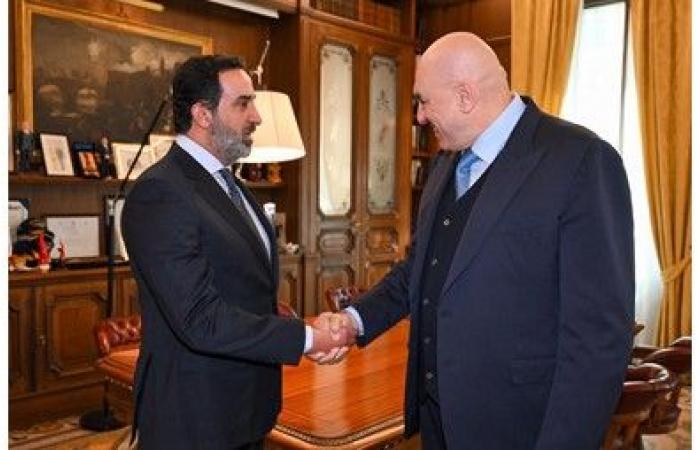 القحطاني: العدوان الإيراني انتهاك صارخ لمبادئ القانون الدولي وتهديد مباشر لأمن المنطقة واستقرارها