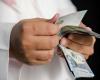 "ملكية
      ريت"
      يقرر
      توزيع
      8.3
      مليون
      ريال
      أرباحاً
      نقدية
      للربع
      الأول
      2024