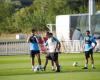العربي
يلتقي
الجهراء
والتضامن
ودياً