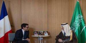 وزير
      الخارجية
      السعودي
      ونظيره
      الفرنسي
      يبحثان
      سبل
      تعزيز
      العلاقات
      الثنائية