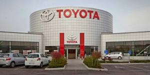 "تويوتا"
      تستدعي
      145
      ألف
      سيارة
      في
      أمريكا