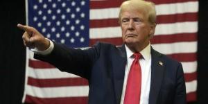 أمريكا
      تلوّح
      برسوم
      جمركية
      100%
      على
      مستوردي
      النفط
      الروسي