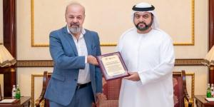 محمد بن حمد يلتقي رئيس الاتحاد الدولي لتكوين مسائل الشطرنج