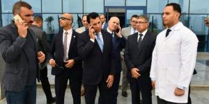 إصابة 25 شخصاً إثر انقلاب حافلة حكومية في القاهرة