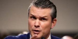 هل يحاول وزير دفاع ترامب التستر على حقيقة استهداف قارب فنزويلى؟.. صحيفة تكشف