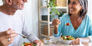 اشبعوا بنسبة "80 بالمئة فقط".. 6 نصائح يومية من أجل "حياة صحية أفضل"