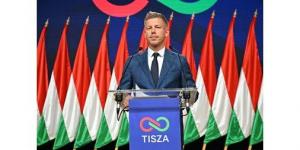 رئيس الوزراء المجري المنتخب يتعهد بتطبيع العلاقات مع الاتحاد الأوروبي