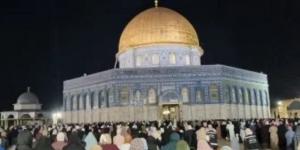 ورفع أعلام الاحتلال داخله.. محافظة القدس تحذر من دعوات لاقتحامات واسعة للمسجد الأقصى