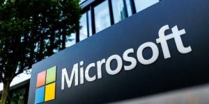 مايكروسوفت تعتمد نموذج "مايثوس" من "أنثروبيك" لتعزيز الأمن السيبراني