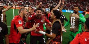 مشاهير الدول العربية يشعلون مواقع التواصل بعد فوز مصر على نيوزيلندا، ملياردير إماراتي: شعرت بالفخر، وإعلامي لبناني: المنتخب فرحنا برغم جرح الجنوب، وفلسطيني: الفراعنة يقاتلون للمجد.. وسعودي: نصر تاريخي