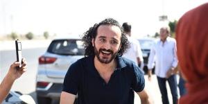 بعد قليل، نظر استئناف أحمد دومة على حكم حبسه سنة بتهمة نشر أخبار كاذبة